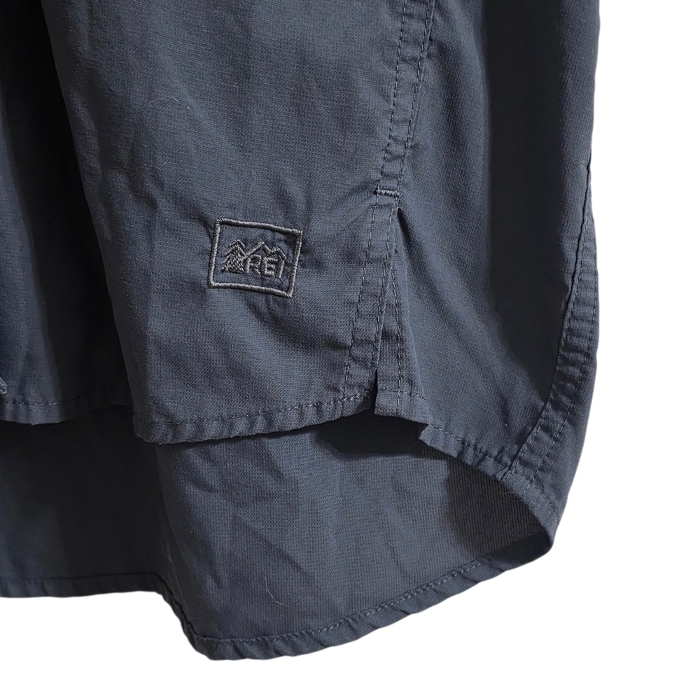 REI Men's Casual Shirts - Dark Blue and Light Blue Size Medium - Picture 5 of 13